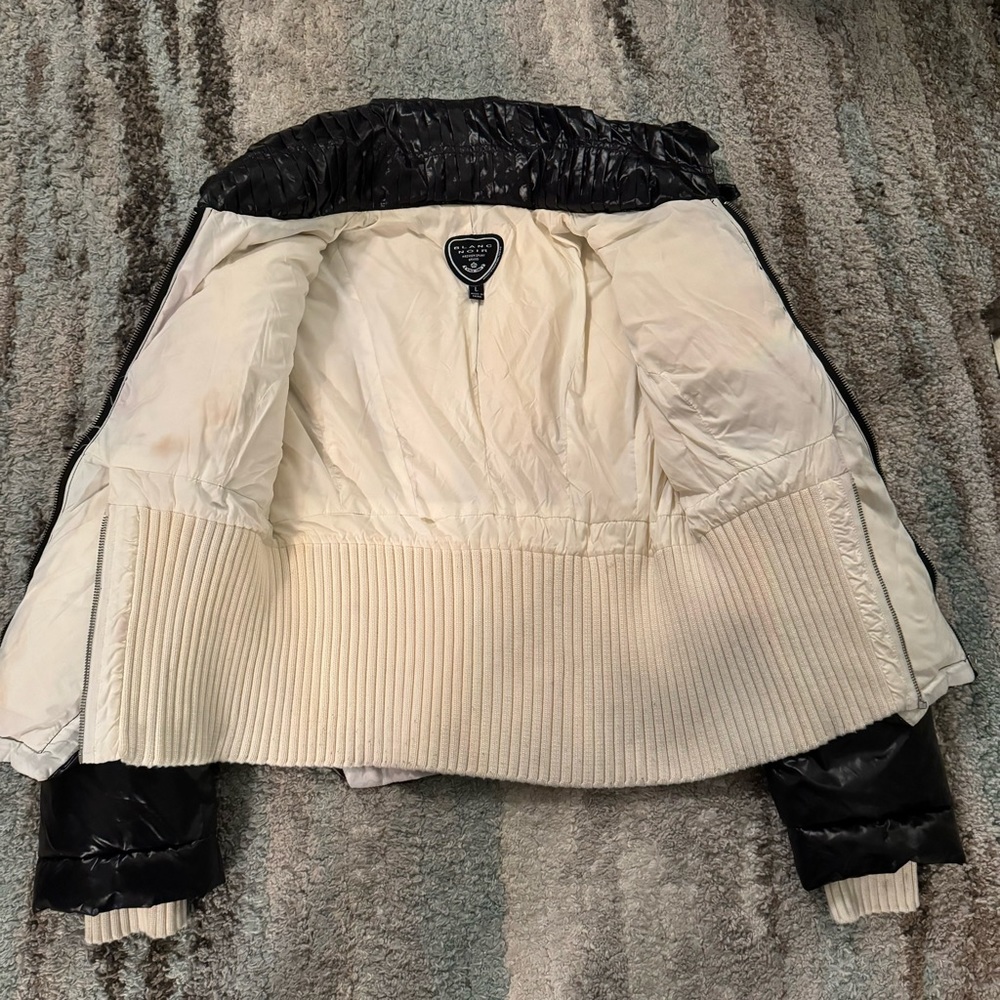Blanc Noir Puffer Jacket - Picture 3 of 15